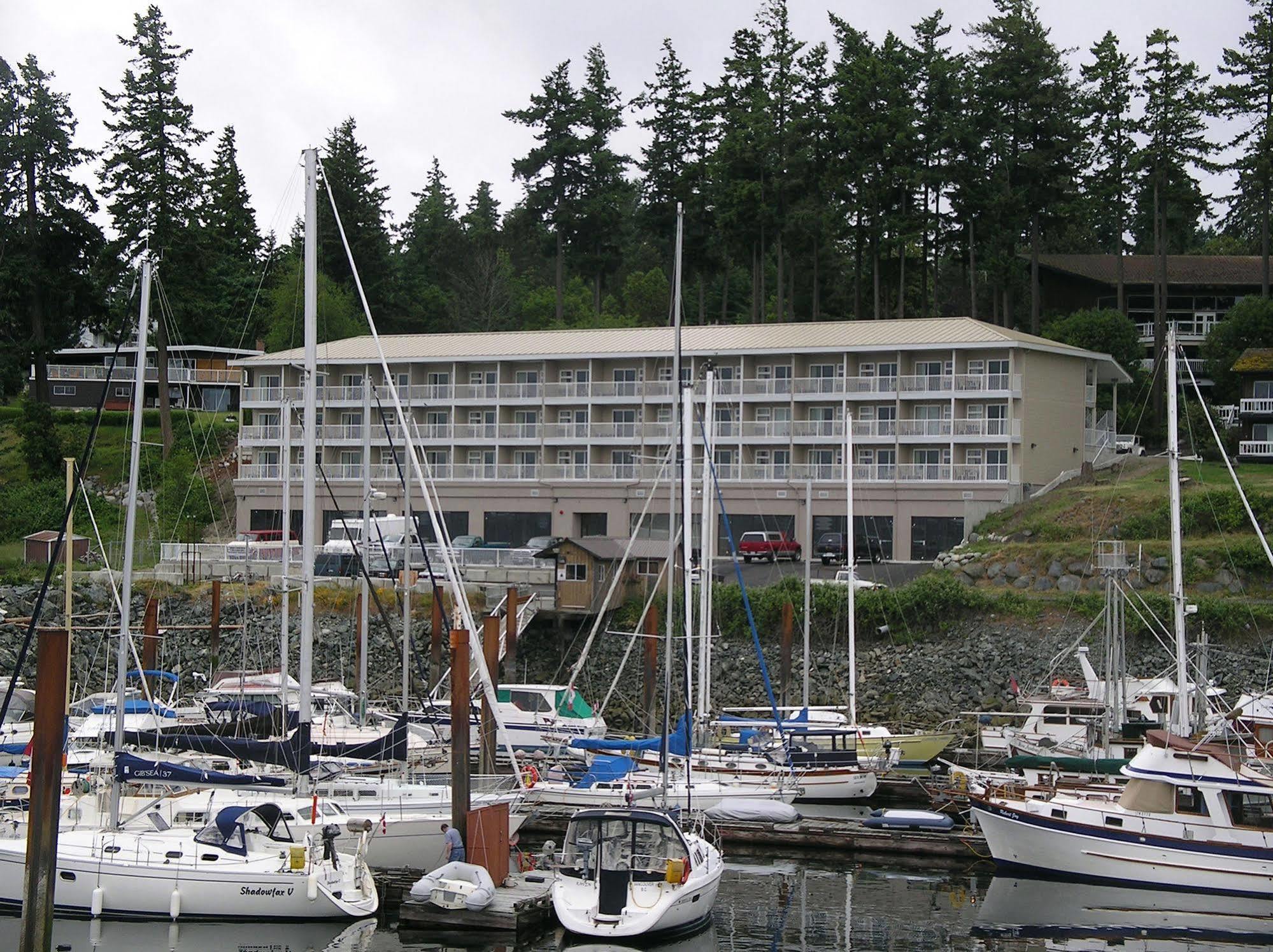 Beach Gardens Resort And Marina Powell River Exterior foto